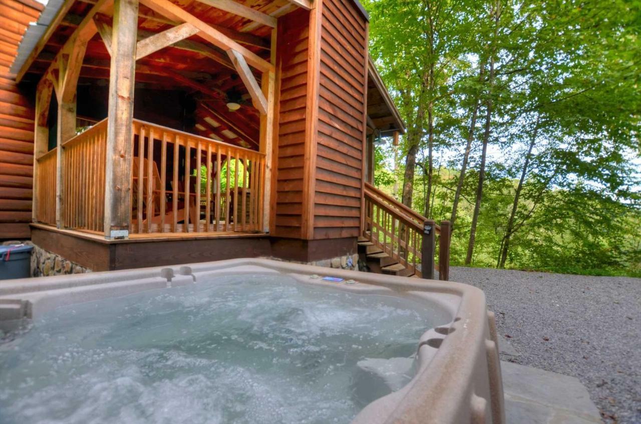 Moonshiner'S Hideaway Cabin Villa Bryson City Esterno foto